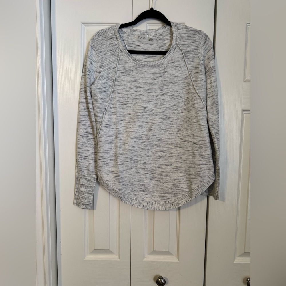 Women's Super Soft Light Gray Sweater in size S